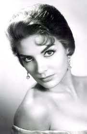 Como cantante, en 1965 grabó un disco lp de boleros bajo el sello discográfico polydor méxico, el cual fue titulado regina a lara y en el que interpretó canciones realizadas por el compositor y cantante, agustín lara. 49 Vintage Latina Actresses Ideas Actresses Mexican Actress Old Hollywood