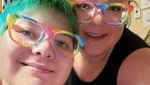 Bonnie Dvorak's Instagram, Twitter & Facebook