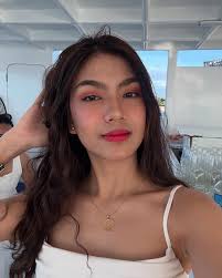 Jamie Javier's Instagram, Twitter & Facebook