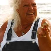 Neil Dodd's Instagram, Twitter & Facebook