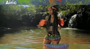 Ujuu Records Ubuntombi Airic Ft Manqonqo Nolly M