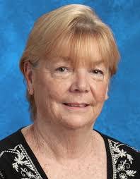 Elizabeth Follis's Instagram, Twitter & Facebook