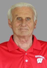 Jean Bull's Instagram, Twitter & Facebook