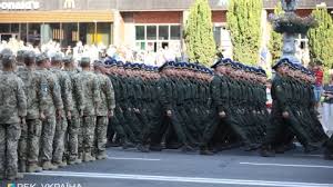 Бажаємо вам тотального поліпшення життя, хронічного щастя, непохитного здоров'я і щоденних посмішок. Ln1he2na25z0cm