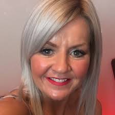 Joanne Telfer's Instagram, Twitter & Facebook