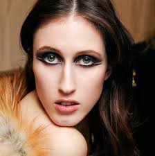 Who's that girl? Conheça Anna Cleveland, filha de Pat, aposta do momento