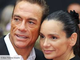 See full list on fr.wikipedia.org Photos Jean Claude Van Damme Qui Est Sa Femme Gladys Portugues Femme Actuelle Le Mag