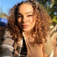 400+ "Violeta Gomez" profiles