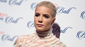 This article is about halsey, the singer. Halsey Singer Speaks About Tour Miscarriage Trauma Bbc News