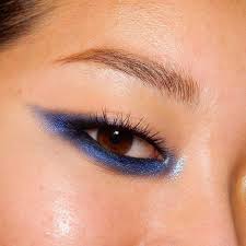 I Kind Of Forgot About The Tartecosmetics Tarteist Metallic Eyeshadows Until Someone On Reddit Asked About M Artistry Makeup Aesthetic Makeup Editorial Makeup