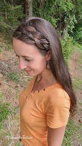 Immer weiter bis unten flechten, dann den zopf mit einem hübschen haarband verschließen. Geflochtenes Haarband Haarband Mit Eigenen Haaren Selber Machen Praxis Tests