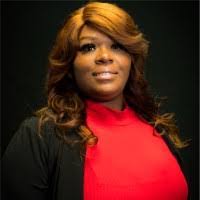 Ellis Smiley's Instagram, Twitter & Facebook