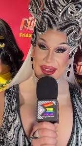 RuPaul’s Drag Race All Stars season 8 winner @jimbothedragclown in a look  by @artdefashion @lanndonandlyric & hair by @hair_by_koji_ichikawa  @kyle_vest speaks with The Queer Review’s @jameskleinmann ...