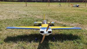 Building For Simple Airplane In 2020 Rc Model Aircraft Vintage Airplane Graphic Model Planes