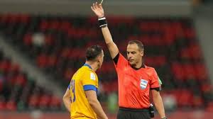 Bayern munich vs tigres, se enfrentan este jueves 11 de febrero por la final del mundial de clubes en el estadio qatar foundation a las 13:00pm hora de colombia. Club World Cup Referee Will Repeat Tigres In The Final Against Bayern Munich Ruetir