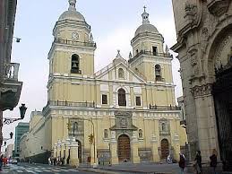 Este conjunto está integrado por el templo, un convento, las capillas de la soledad y el milagro y su. Monumentos Religiosos En Lima