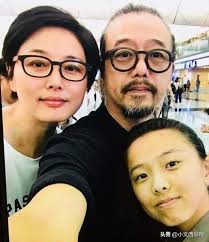 The Ghost and the Man's Fetus" was released in 1998 and is another deformed  product in the afterglow of the sunset in Hong Kong movies. You may think  that Zhang Jincheng is