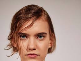 Dries van Noten Autumn/Winter 2019 show review