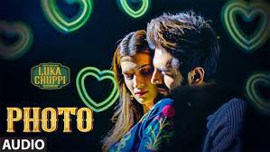 Luka Chuppi Romantic New Hindi Movie 2019 1024x768 Wallpaper Teahub Io Nonton film luka chuppi (2019) subtitle indonesia streaming movie download gratis online. luka chuppi romantic new hindi movie