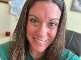 Book a massage with Nicole Edwards, LMT