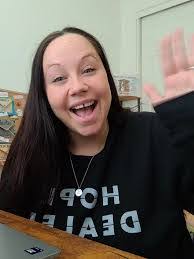 Ashley Schweitzer's Instagram, Twitter & Facebook