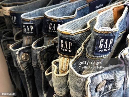 1,708 Gap Jeans Stock Photos, High-Res Pictures, and Images - Getty Images