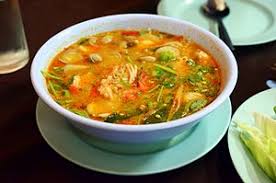 Sukakan tom yam santan yang creamy dan pedas? Tom Yum Wikipedia