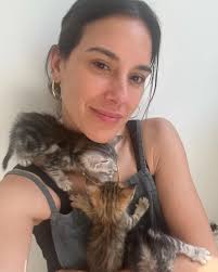 Feminism is 'the radical notion that women are people...' Marie Shear 🧠🖤