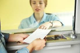 10 Bank Teller Interview Questions And Answers Ploymint Interview Questions This Or That Questions Interview Questions And Answers