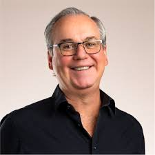 Aaron Tappan's Instagram, Twitter & Facebook