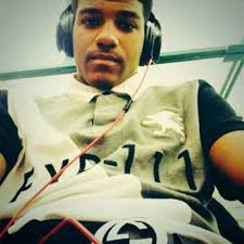 Nicholas McKenzie (@BallOut_Emperor)