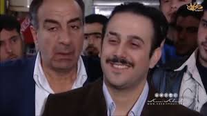 تصدرت أخبار الممثل السوري قصي خولي عناوين الأخبار خلال الـ24 ساعة الماضية، فبعد اللغط الذي أثاره قصي بنشره صورة ليده تشابك يد ابنه، رغم أنه لم يكشف سابقا عن زواجه، عاد الجدل من جديد بعد فيديو نشرته سيدة تدعى مديحة. Ù‚ØµÙŠ Ø®ÙˆÙ„ÙŠ ÙŠÙˆÙ… Ø¨ØªØ­Ø¨ÙŠÙ†Ø§ ÙˆÙŠÙˆÙ… Ø¨ØªØ­Ø¨ÙŠ ØºÙŠØ±Ù†Ø§ ØºØ²Ù„Ø§Ù† ÙÙŠ ØºØ§Ø¨Ø© Ø§Ù„Ø°Ø¦Ø§Ø¨ Kosai John Fictional Characters