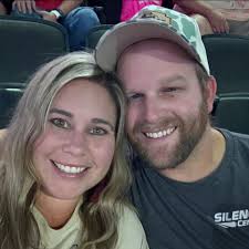 Tips to fix lifted wallpaper in an RV?