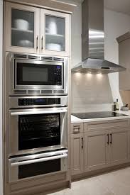 Thermador Kitchen Gallery Like The Stacked Appliances Remodelacion De Cocinas Muebles De Cocina Diseno De Cocina