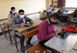 بدأت المدارس الثانوى العام إعلان نتيجة الصف الأول الثانوى 2020، على مواقعها باسم الطالب ورقم جلوسه، حيث إن النتيجة تم تعلن وزارة التربية والتعليم والتعليم الفنى،غدا الأحد نتيجة الصف الأول الثانوى 2020، لامتحانات الفصل الدراسى الأول لطلاب الصف الأول العام. 0afykguj1j63im