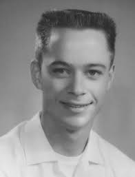 Robert (Bob) W. Everett