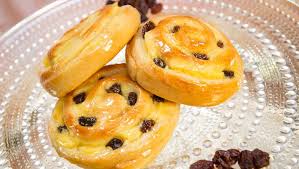 Das Grosse Promibacken Rosinenschnecken Rezept Rosinenschnecken Das Grosse Backen Rezepte Rezepte