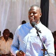 Ndindi nyoro was born on december 12th, 1985. Hon Ndindi Nyoro Kiharu Mp Home Facebook