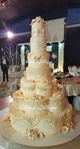 Pin Von Aura Signature Auf Asmaa Alazawi Cake Riesige Hochzeitstorten Torte Hochzeit Extravagante Hochzeitstorten