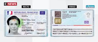 Fin de carrière pour la carte d'identité verdâtre et difficile à faire entrer dans un portefeuille. Decouvrez La Nouvelle Carte D Identite Qui A Partir D Aujourd Hui Adopte Le Format Carte De Credit Et Durera Au Maximum 10 Ans Video Jean Marc Morandini