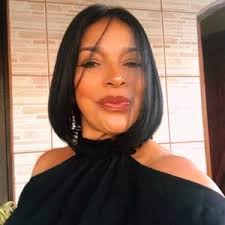 Edna Muniz de Paula (@edn773)