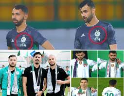 ضغط منتخب مالي جعلني أغيّر الخطة. Ø´Ø§Ù‡Ø¯ Ù…Ù†ØªØ®Ø¨ Ø§Ù„Ø¬Ø²Ø§Ø¦Ø± ÙŠØªÙˆØ´Ø­ Ø¨Ø§Ù„ÙƒÙˆÙÙŠØ© Ø§Ù„Ø³Ù…Ø±Ø§Ø¡ ØªØ¶Ø§Ù…Ù† Ø§ Ù…Ø¹ ÙÙ„Ø³Ø·ÙŠÙ† ÙˆØ·Ù† ÙŠØºØ±Ø¯ Ø®Ø§Ø±Ø¬ Ø§Ù„Ø³Ø±Ø¨