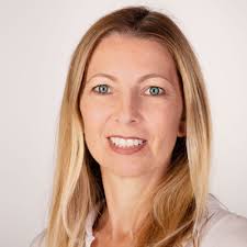 Barbara Cerny's Instagram, Twitter & Facebook