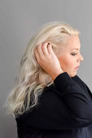 Which kardashian do you think wear's blonde best? Ultimate Guide How To Bleach Your Hair At Home Like A Pro Bre Pea