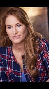 Emily Rhoads's Instagram, Twitter & Facebook