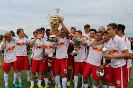 Für den fc red bull salzburg geht es um nichts mehr. Fc Red Bull Salzburg Gewinnt Bitzer Cup