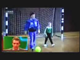 Manuel neuer, 35, from germany bayern munich, since 2011 goalkeeper market value: Manuel Neuer Als Kind Youtube