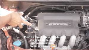 recharging ac 2007 honda fit r134a youtube recharging ac 2007 honda fit r134a