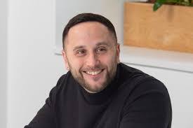 Carla Booth's Instagram, Twitter & Facebook