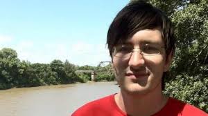 Michael Purse's father pleads with the public to find his son's body